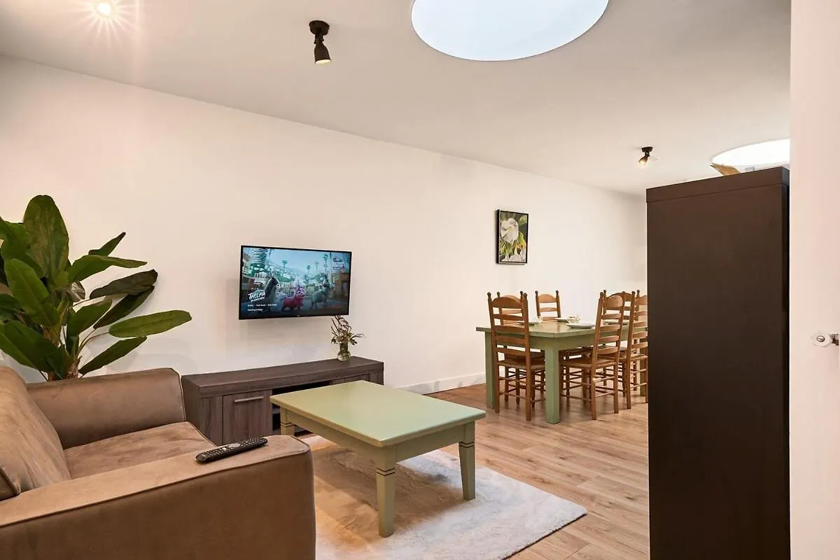 The Suite - Eindhoven - By T&S Apartmán